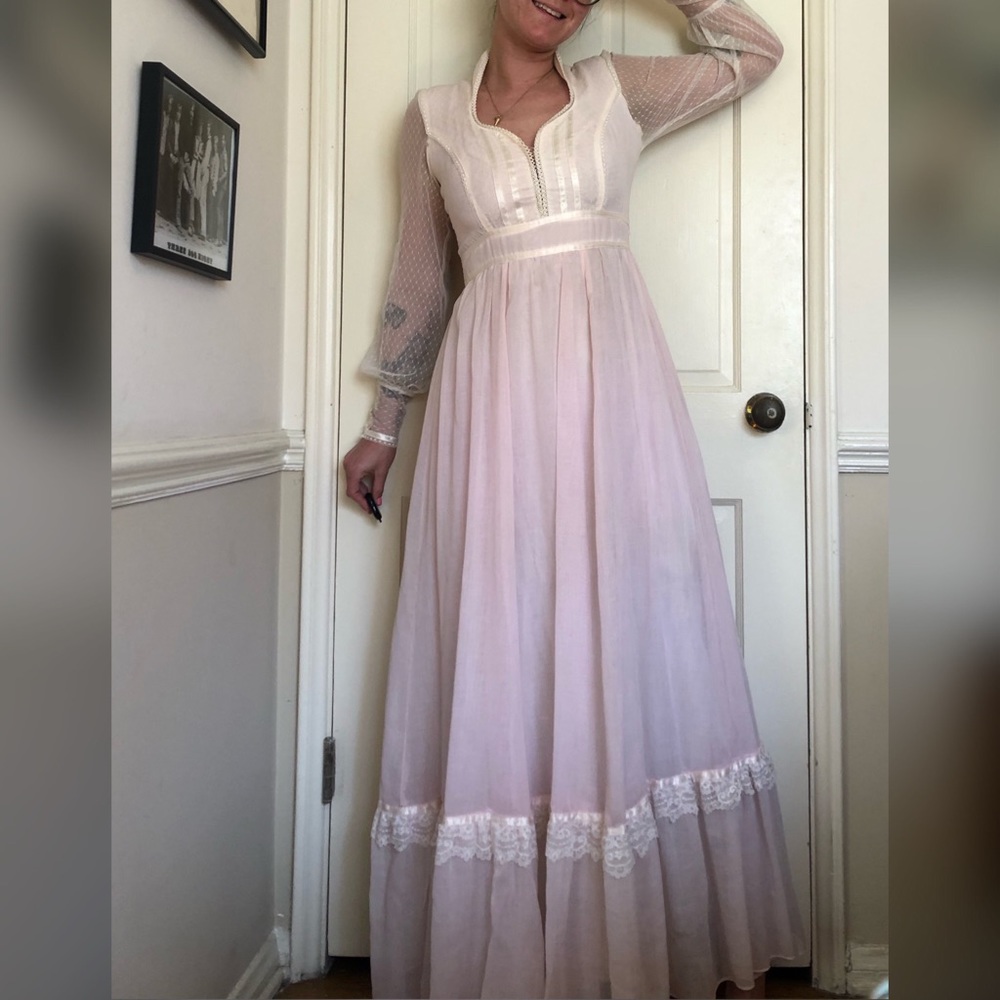 SOLD | 70s Vintage Gunne Sax Pink Prairie Dress - Picture 2 of 14